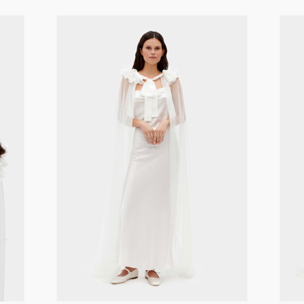 Sleeper Snow White Bridal Cape